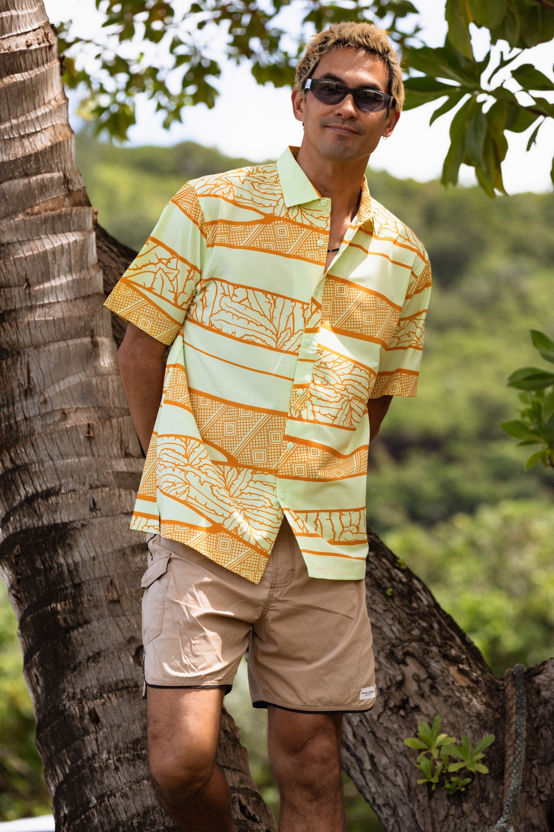 Ka Uluwehi O Ke Kai Holopali Aloha Shirt- Summer Pear – Sig Zane