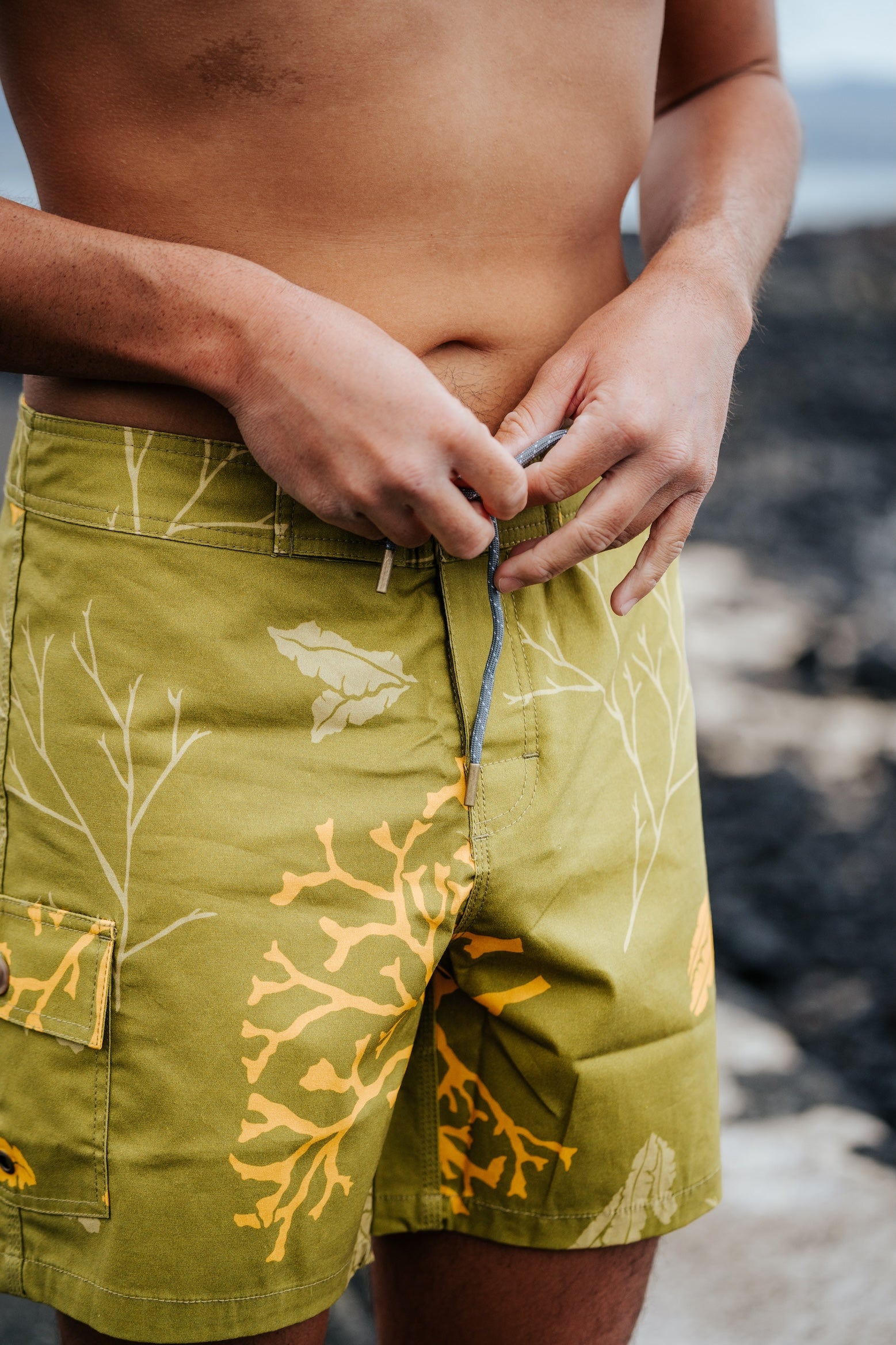 Limu Kaʻaipū Palikū Boardies- Olive