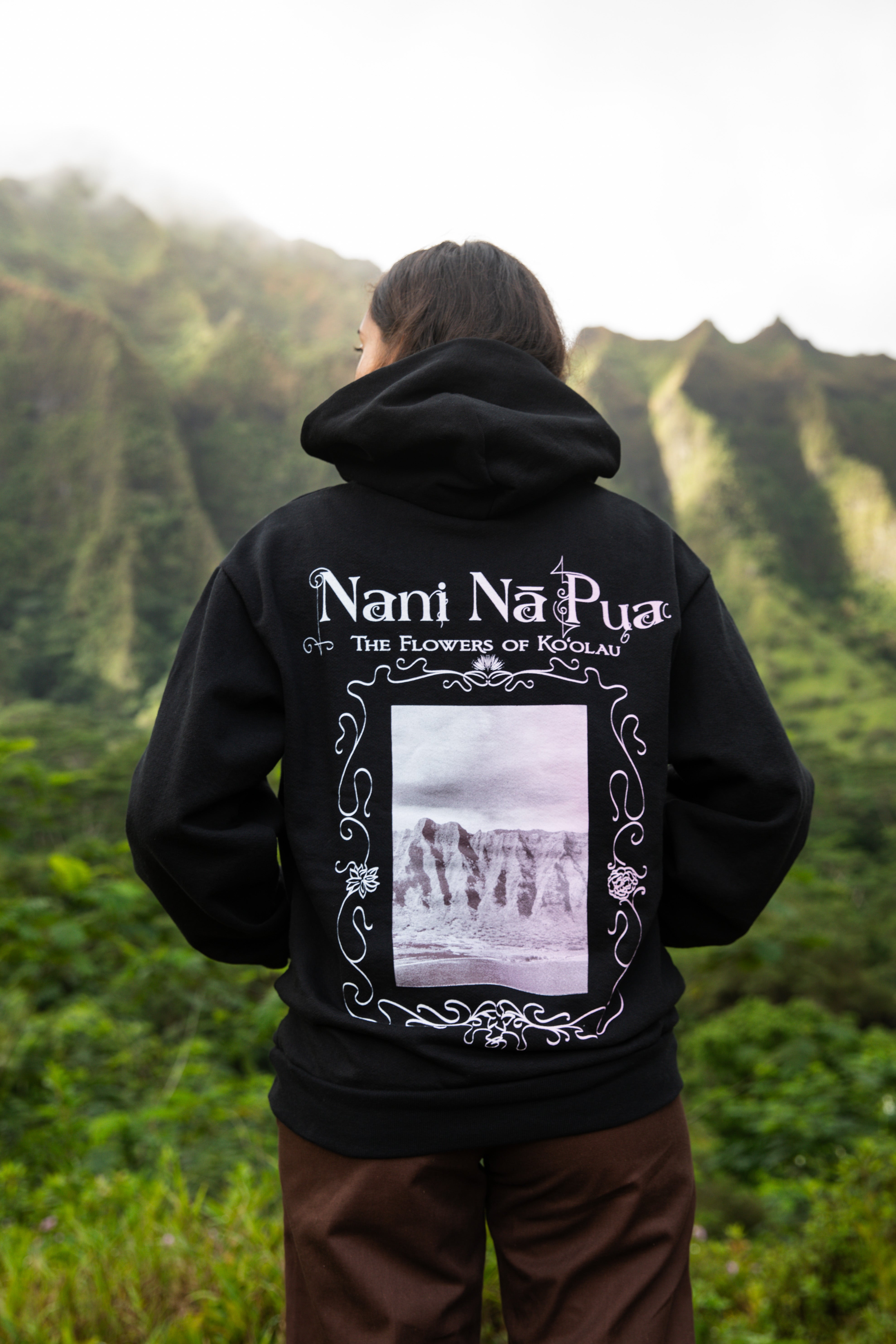 Nani Nā Pua Hoodie- Black