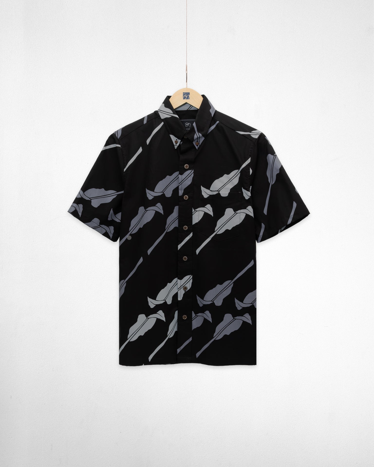 Hoʻolaukī Button Up Aloha Shirt- Black