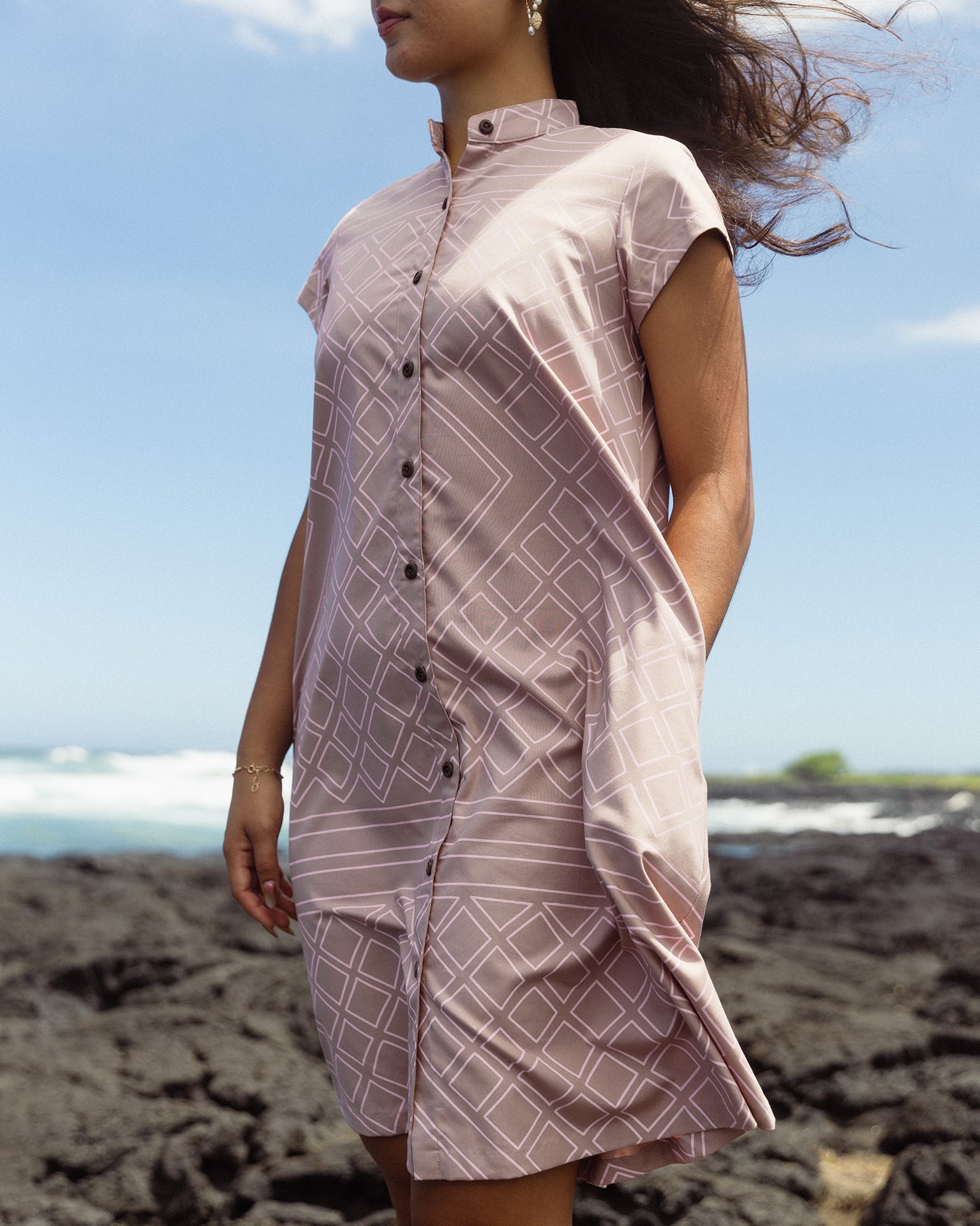 Kanakaʻole Hua Dress- Suede/Dusty Peach – Sig Zane Designs