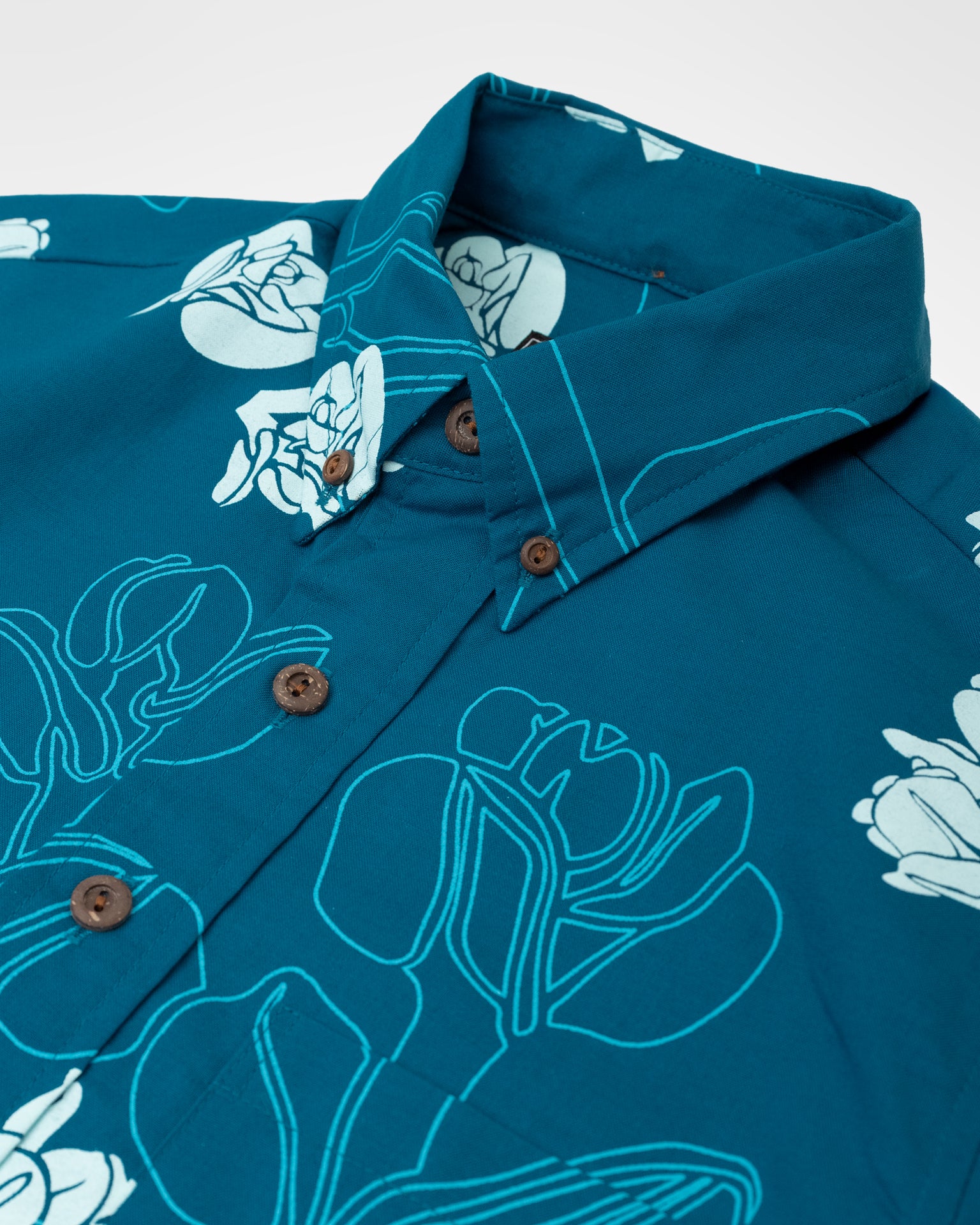 Kauliluakōikeao Pullover Aloha Shirt- Celestial