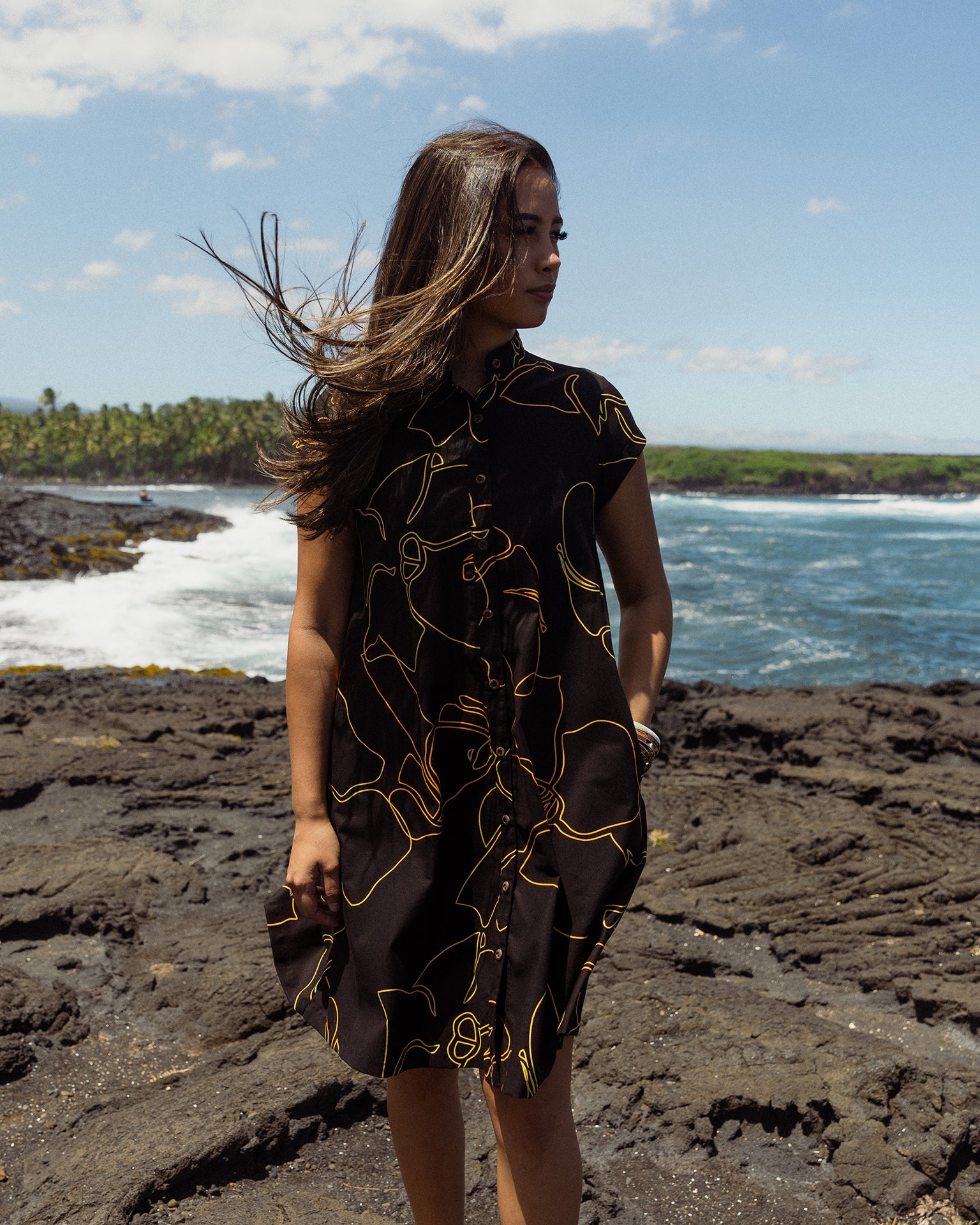 Pua A Tāne Hua Dress- Black/School Bus/Sunflower – Sig Zane Designs