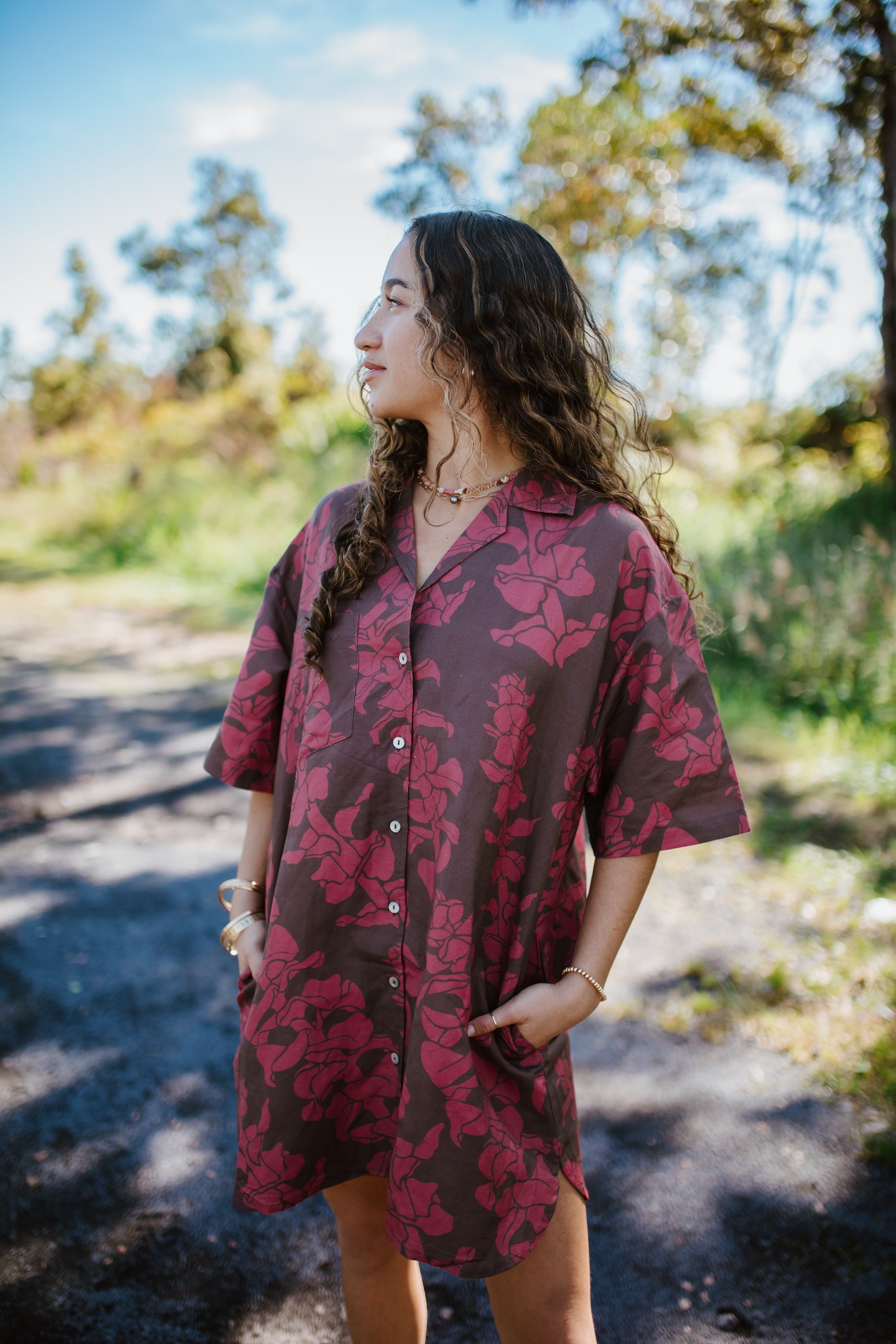 Sig Zane x Coconut Ave. Liko Ka Liko Aloha Shirt Dress- Burgundy