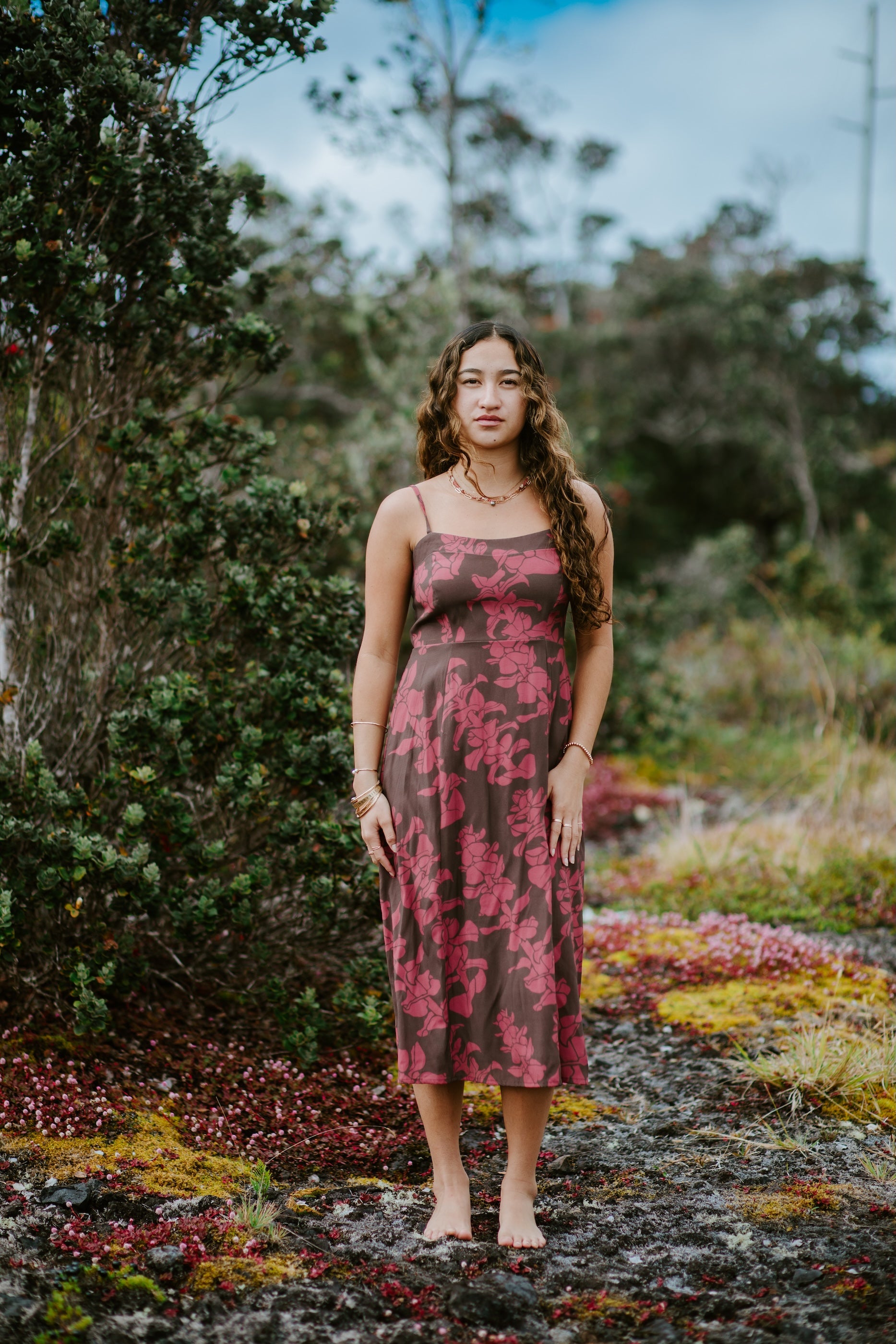 Sig Zane x Coconut Ave. Liko Ka Liko Vaianu Midi Dress- Burgundy