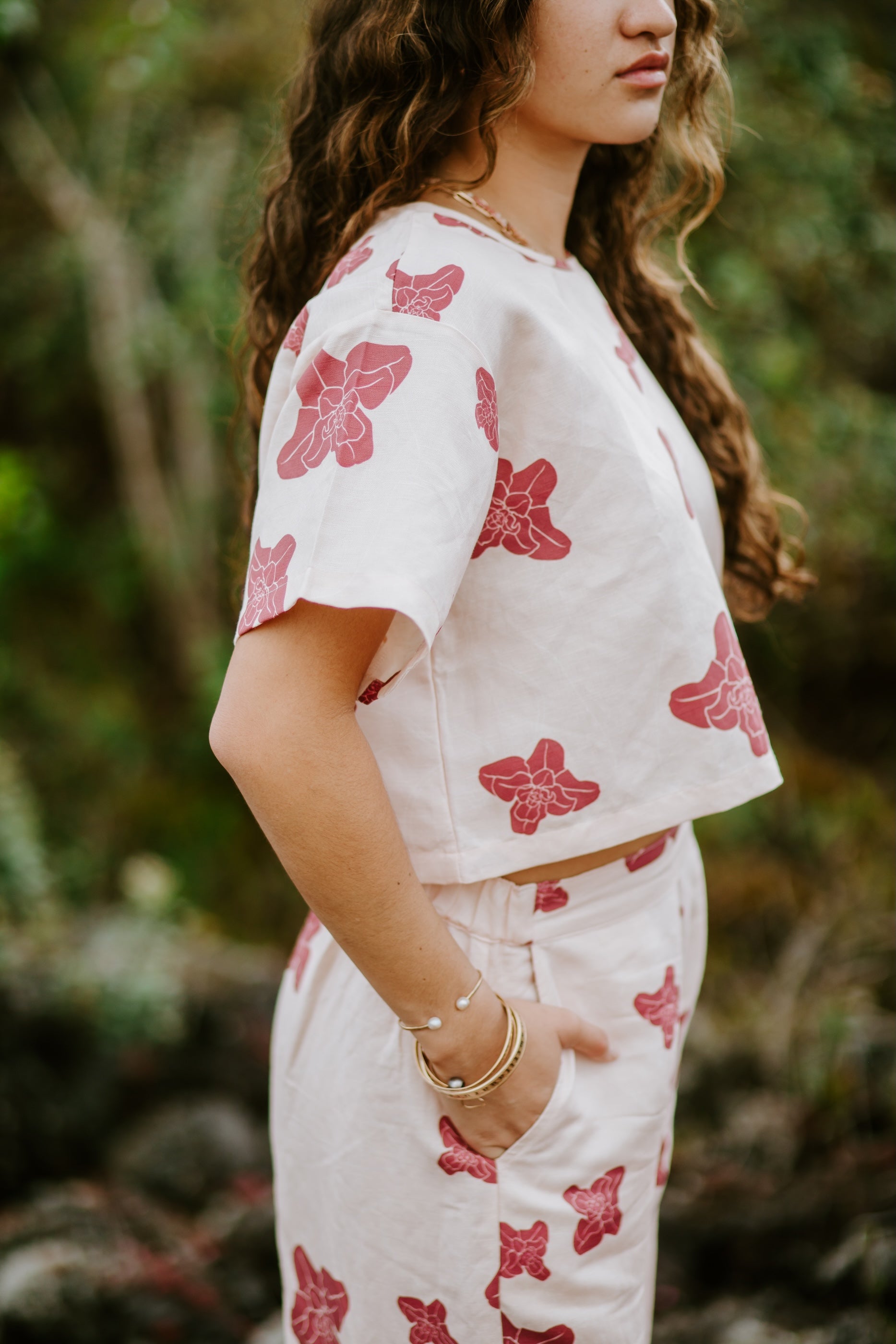 Sig Zane x Coconut Ave. Likoʻula Cabana Crop Top- Lotus