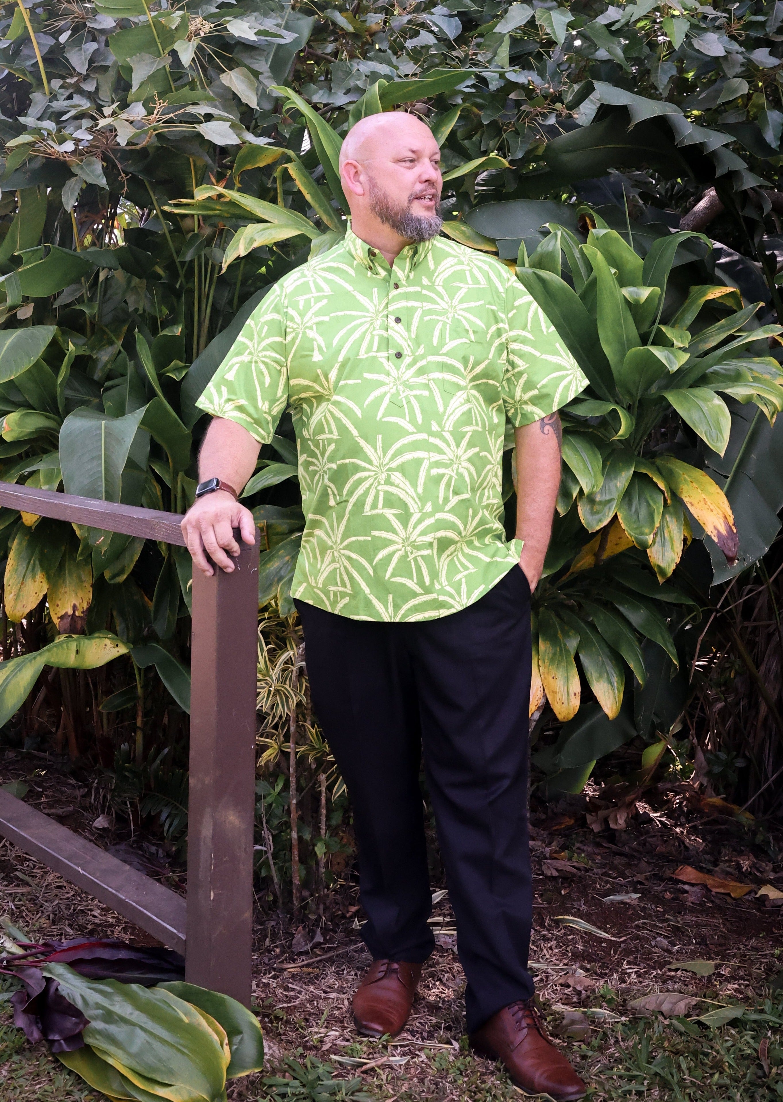 ʻAiponokamoku Pullover Aloha Shirt - Lime – Sig Zane Designs