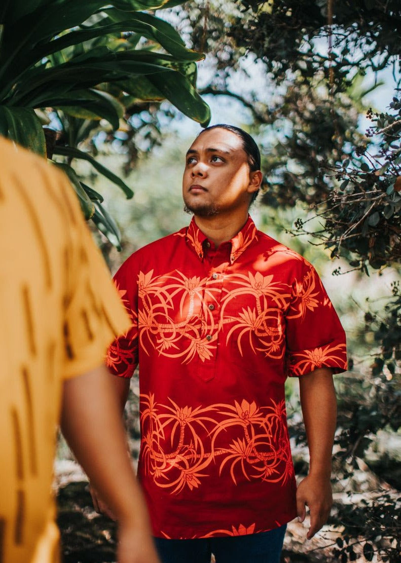 ʻIeʻie Pullover Aloha Shirt -Ruby